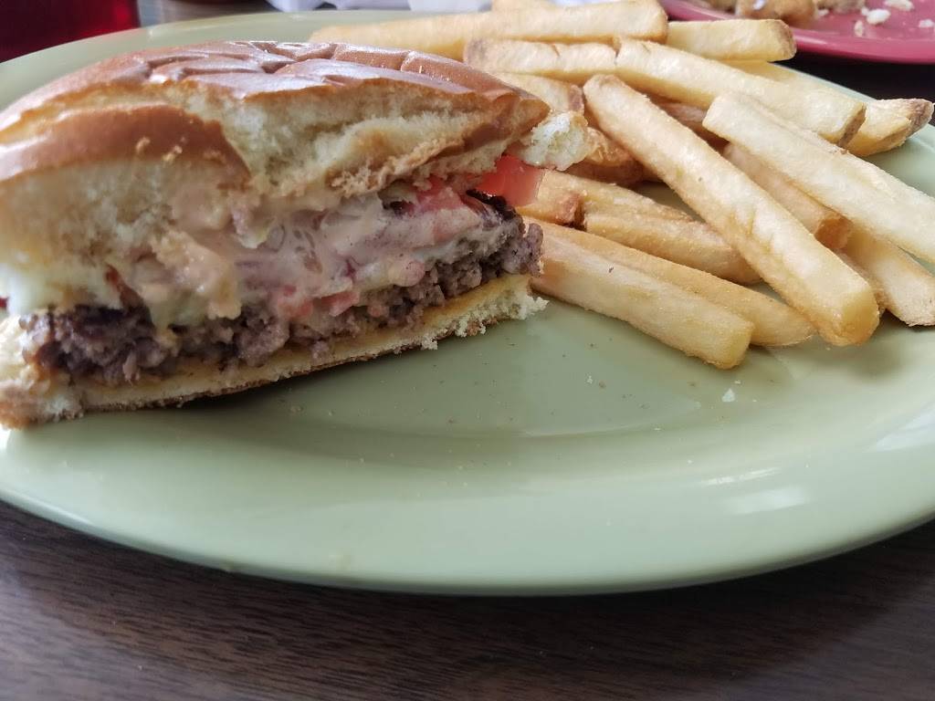 Weasies Kitchen | restaurant | 130 E Broad St, Waynesboro, VA 22980, USA | 5409430500 OR +1 540-943-0500