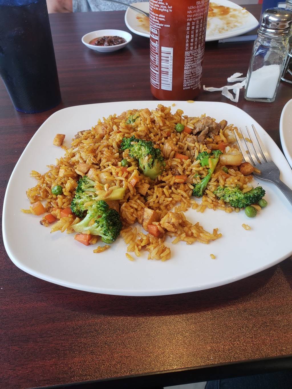 B-Ville Grill | restaurant | 240 Daniel Boone Dr, Barbourville, KY 40906, USA | 6065456000 OR +1 606-545-6000