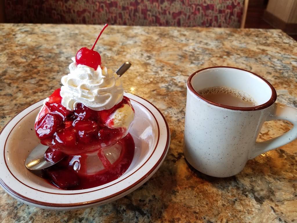 Breakwater Restaurant | restaurant | 4927 E 2nd St, Superior, WI 54880, USA | 7153987111 OR +1 715-398-7111