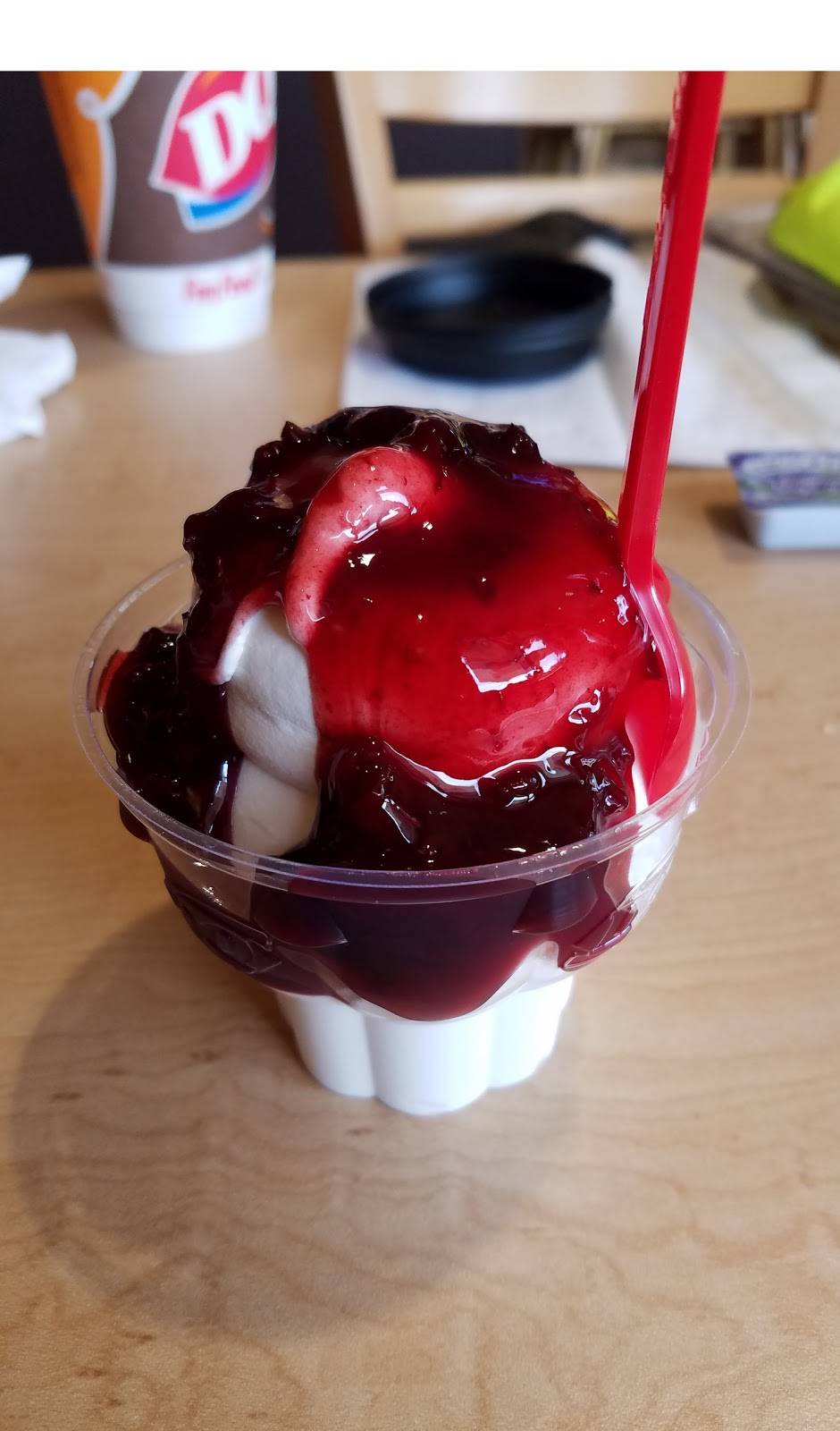 Dairy Queen Grill & Chill | restaurant | 2720 N Green River Rd, Evansville, IN 47715, USA | 8124012232 OR +1 812-401-2232