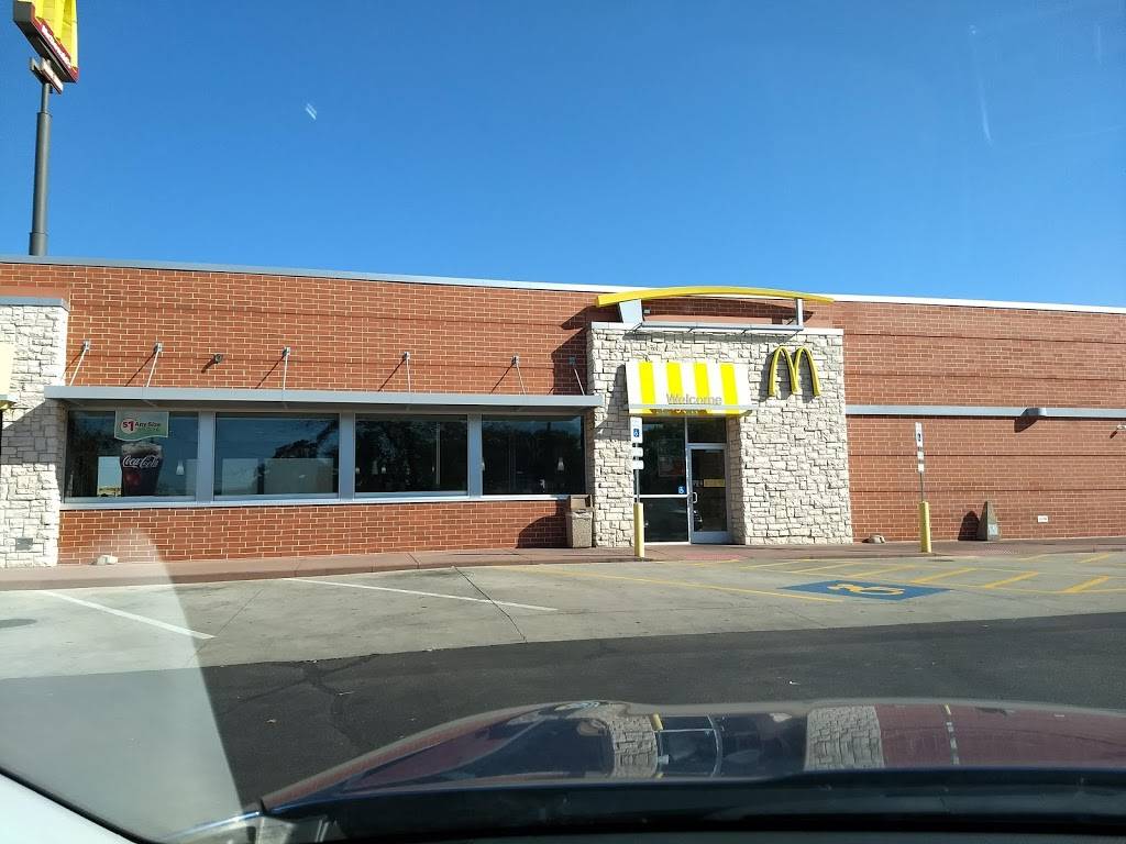 McDonalds | cafe | 1005 E Southline Rd, Tuscola, IL 61953, USA | 2172535266 OR +1 217-253-5266