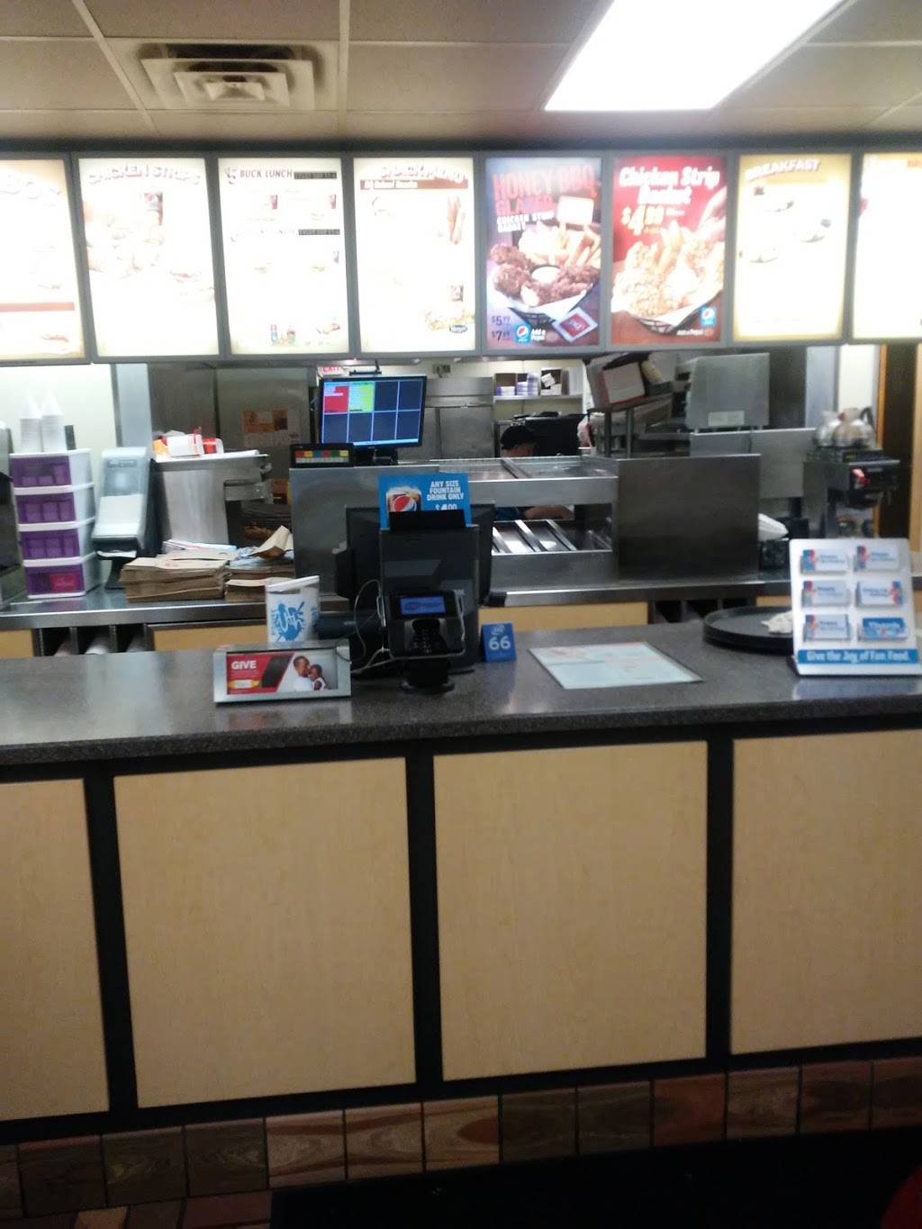 Dairy Queen Grill & Chill | restaurant | 606 W Broadway St, Lawrenceburg, KY 40342, USA | 5028399972 OR +1 502-839-9972