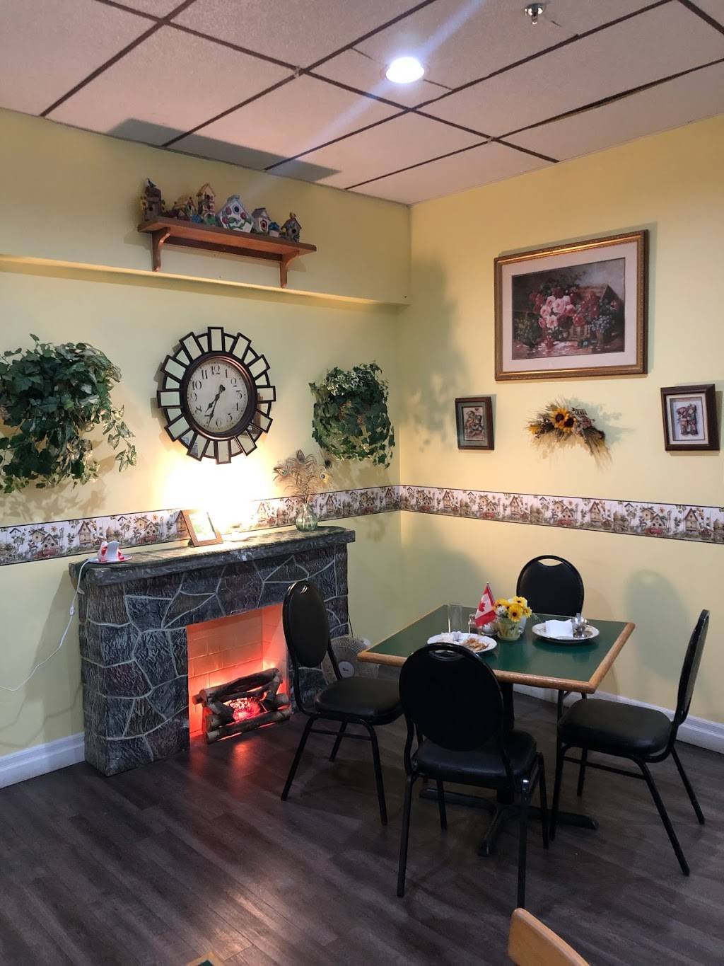 Small Dimensions | restaurant | Chestnut St, Dunnville, ON N1A 2H2, Canada | 2893690646 OR +1 289-369-0646