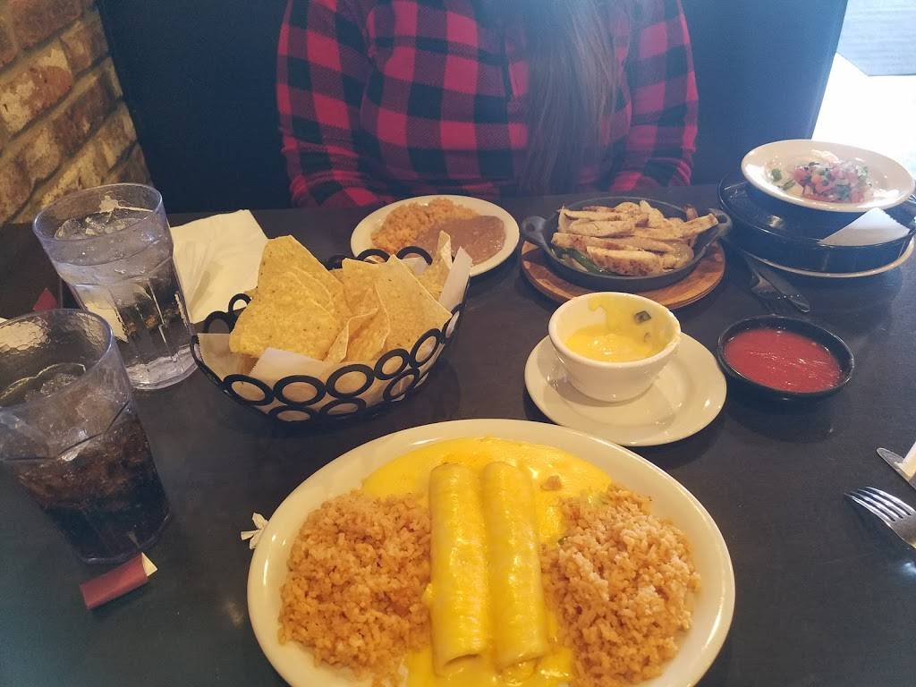 Jefecito Mexican Restaurant | restaurant | 121 W 4th St, Anna, TX 75409, USA | 2149357040 OR +1 214-935-7040