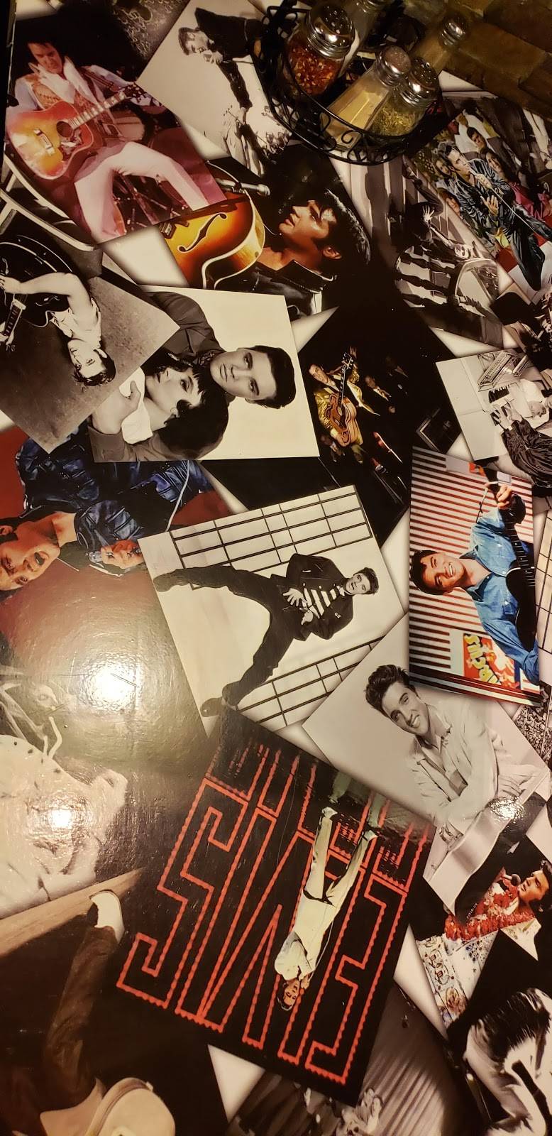 Phillies Pizzeria & Restaurant (CORNER ENTRANCE) | restaurant | 74-02 Eliot Ave, Middle Village, NY 11379, USA | 7183971340 OR +1 718-397-1340