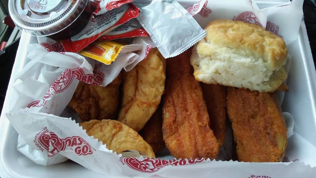 Broaster Chicken | restaurant | 20581 Mound Rd, Detroit, MI 48234, USA | 3133688292 OR +1 313-368-8292