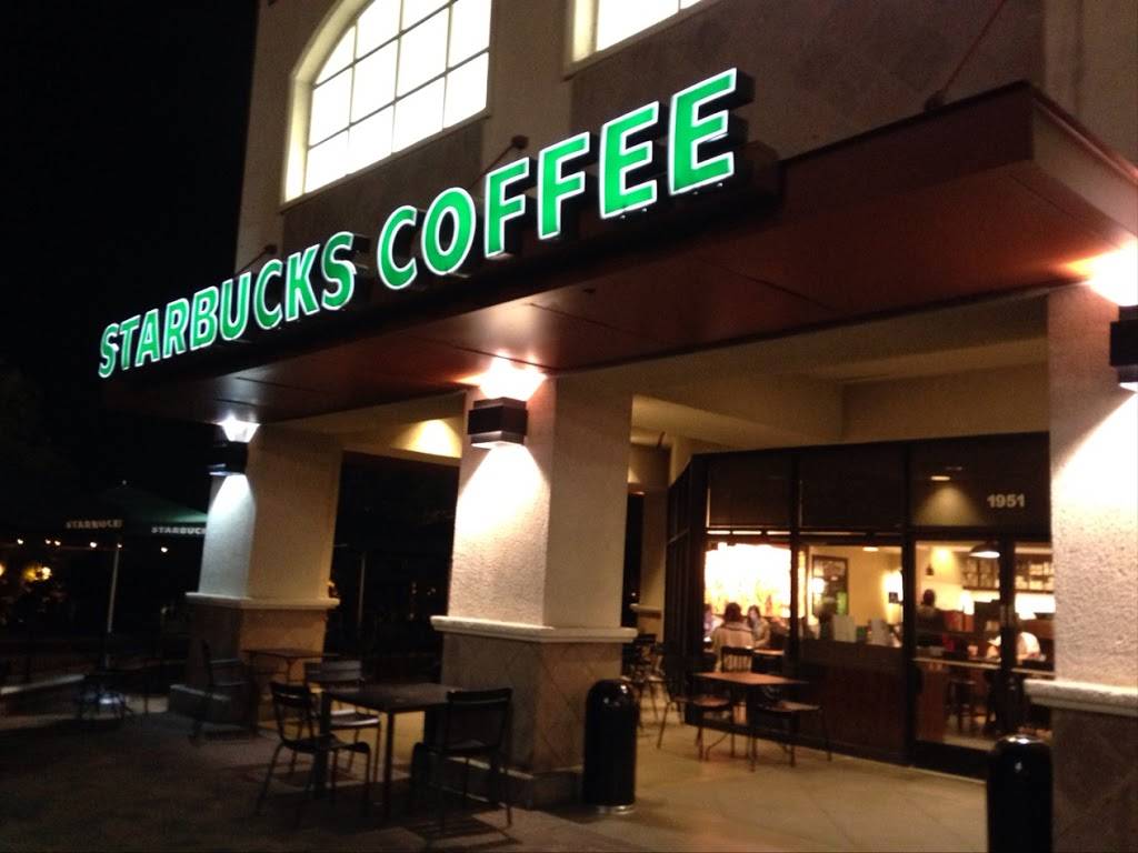 Starbucks | cafe | 1951 W Malvern Ave, Fullerton, CA 92833, USA | 7144470767 OR +1 714-447-0767