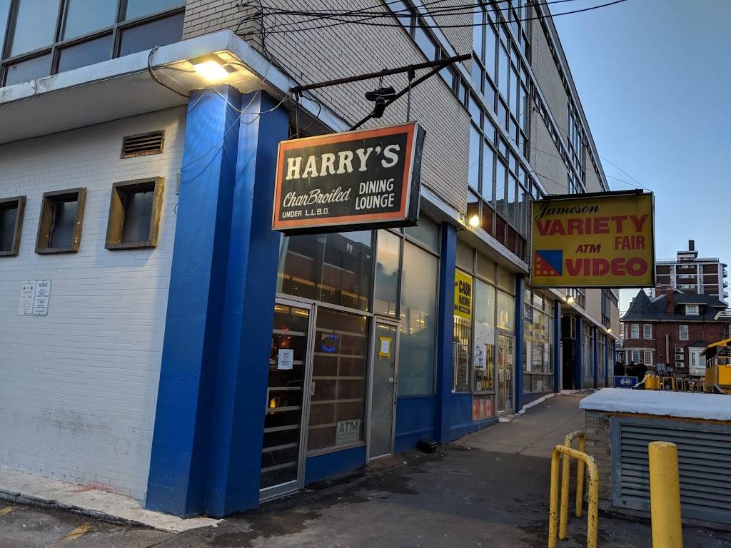Harrys Charbroiled Dining Lounge | restaurant | 160 Springhurst Ave, Toronto, ON M6K 1C2, Canada | 4165322908 OR +1 416-532-2908