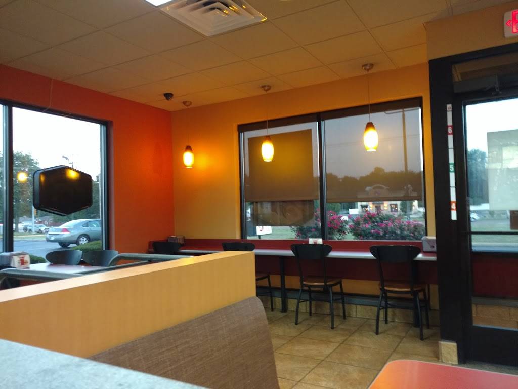 Jack in the Box | restaurant | 1360 W US-50, OFallon, IL 62269, USA | 6186321460 OR +1 618-632-1460