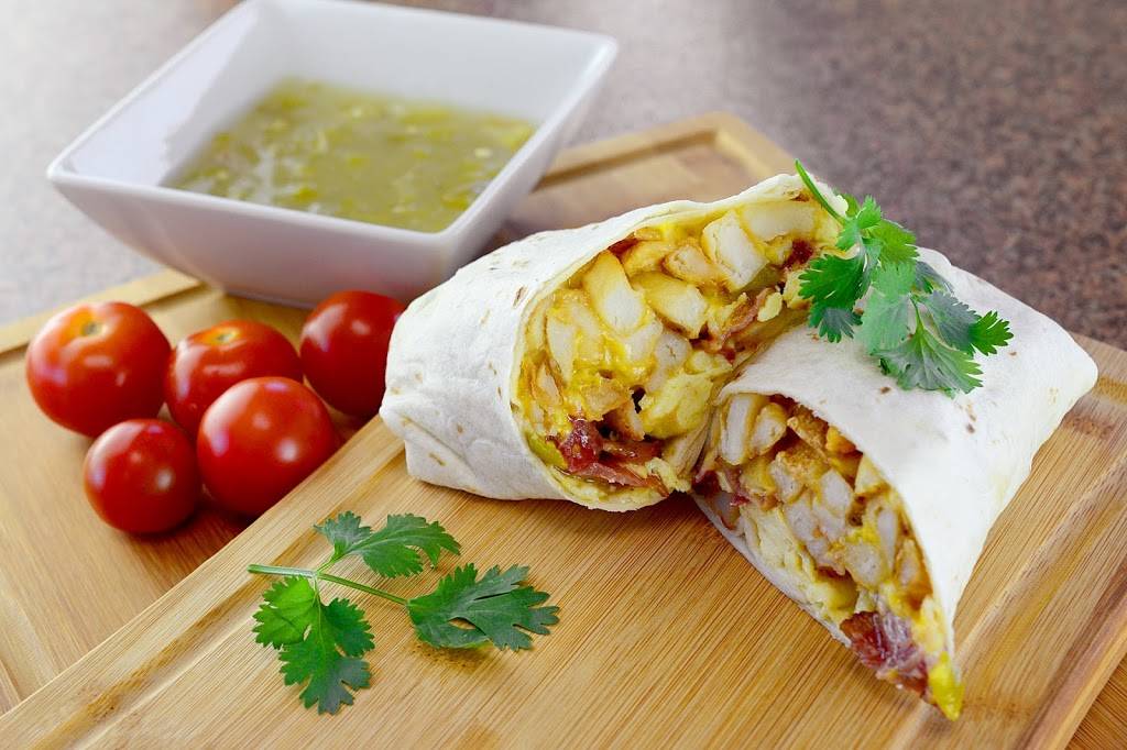 Twisters Burgers and Burritos | restaurant | 740 Juan Tabo Blvd NE, Albuquerque, NM 87123, USA | 5052371611 OR +1 505-237-1611