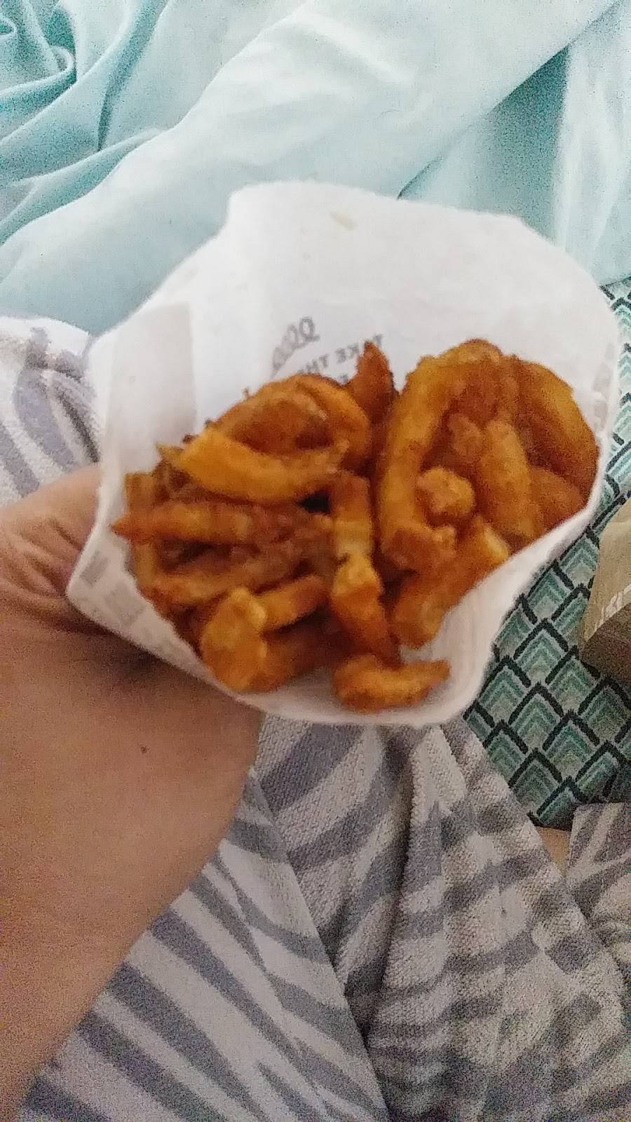 Jack in the Box | restaurant | 10866 Lilac Ave, St. Louis, MO 63137, USA | 3148675416 OR +1 314-867-5416