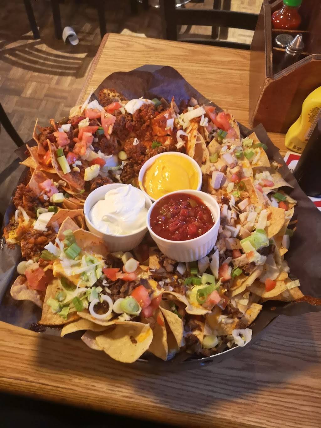 Monaghans Sports Pub & Grill | restaurant | 1289 Marlborough Ct, Oakville, ON L6H 2R9, Canada | 9058424435 OR +1 905-842-4435