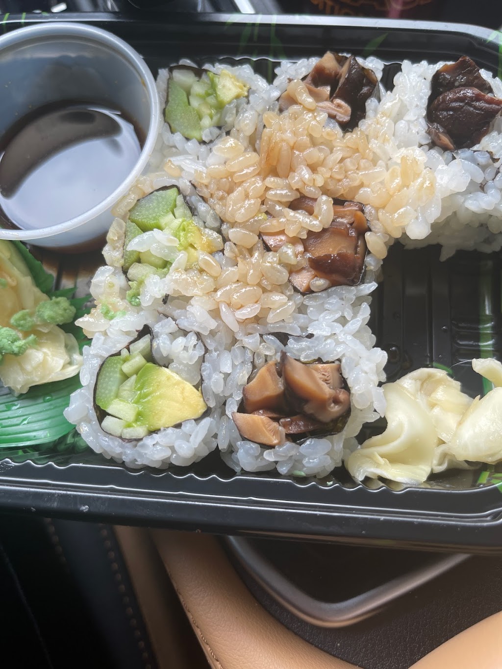 New Tokyo Sushi | restaurant | 162-16 Union Tpke, Queens, NY 11432, USA | 7185910333 OR +1 718-591-0333