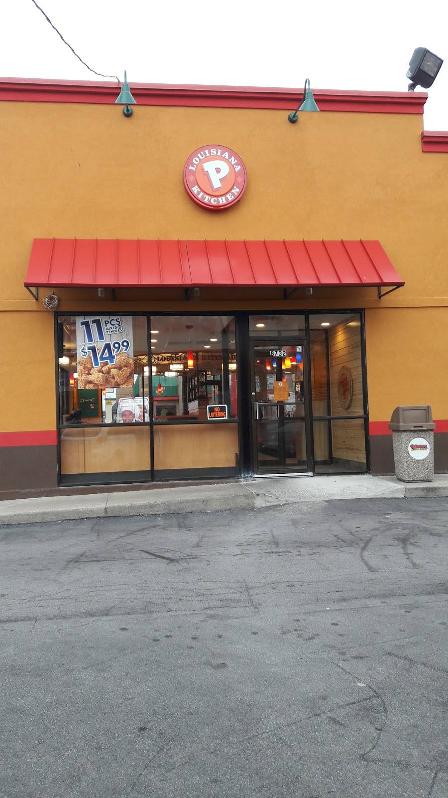 Popeyes Louisiana Kitchen | restaurant | 8732 S Stony Island Ave, Chicago, IL 60617, USA | 7733668580 OR +1 773-366-8580
