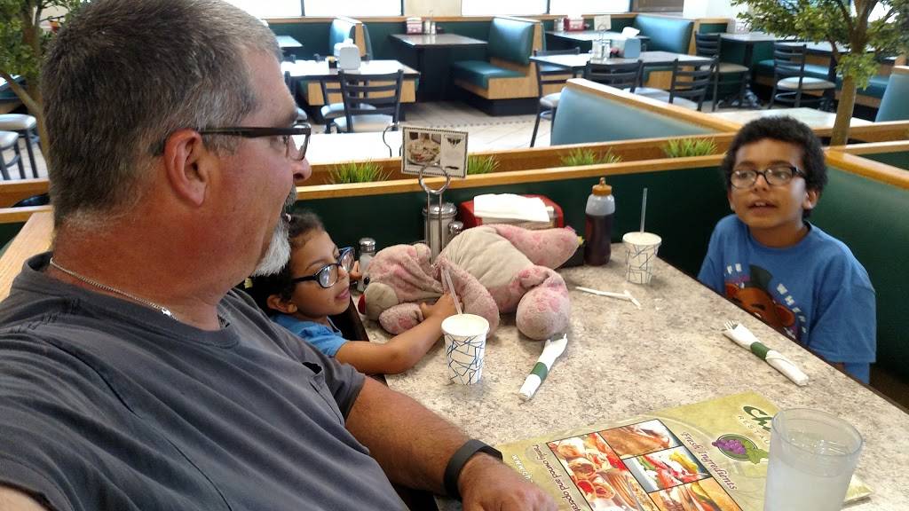 Charlies Restaurant | restaurant | 12407 Airport Hwy, Swanton, OH 43558, USA | 4198252076 OR +1 419-825-2076