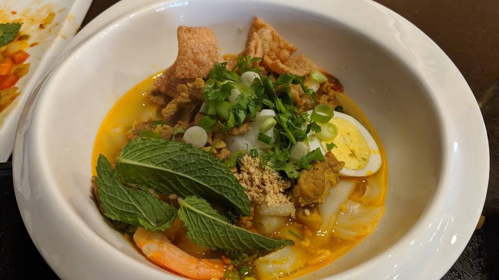 Nguyens Vietnamese | restaurant | 400 Speedvale Ave W, Guelph, ON N1H 8H3, Canada | 5192653395 OR +1 519-265-3395