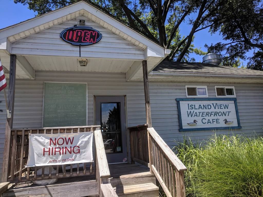 Island View Waterfront Cafe | restaurant | 2542 Island View Rd, Essex, MD 21221, USA | 4106879799 OR +1 410-687-9799