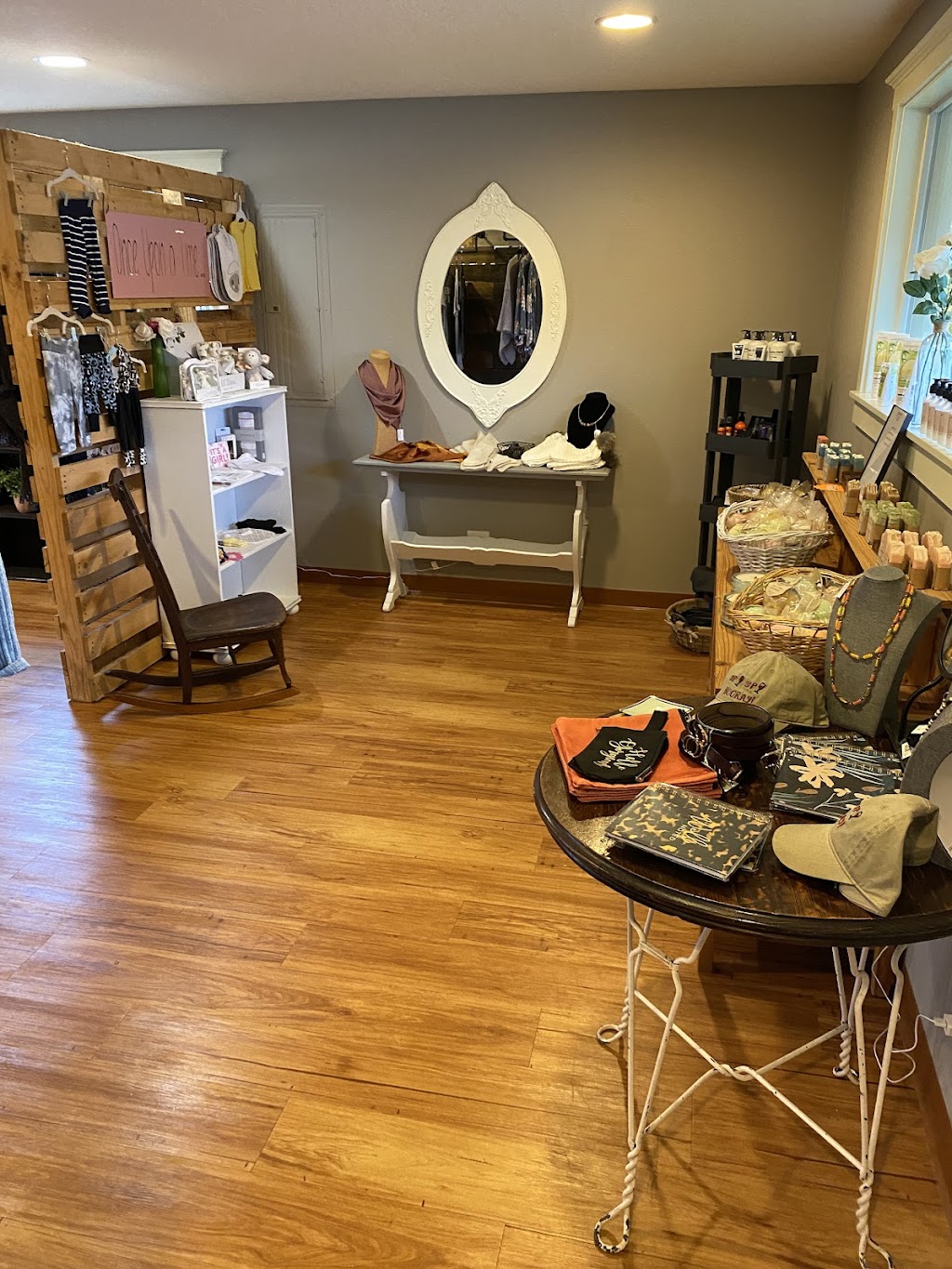 RiverHouse | restaurant | 1360 Lewis River Rd, Woodland, WA 98674, USA | 3608418351 OR +1 360-841-8351