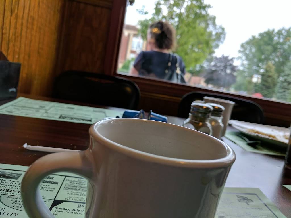 Bob & Jamies Grill | restaurant | 57 Sanilac Rd, Sandusky, MI 48471, USA | 8106484299 OR +1 810-648-4299