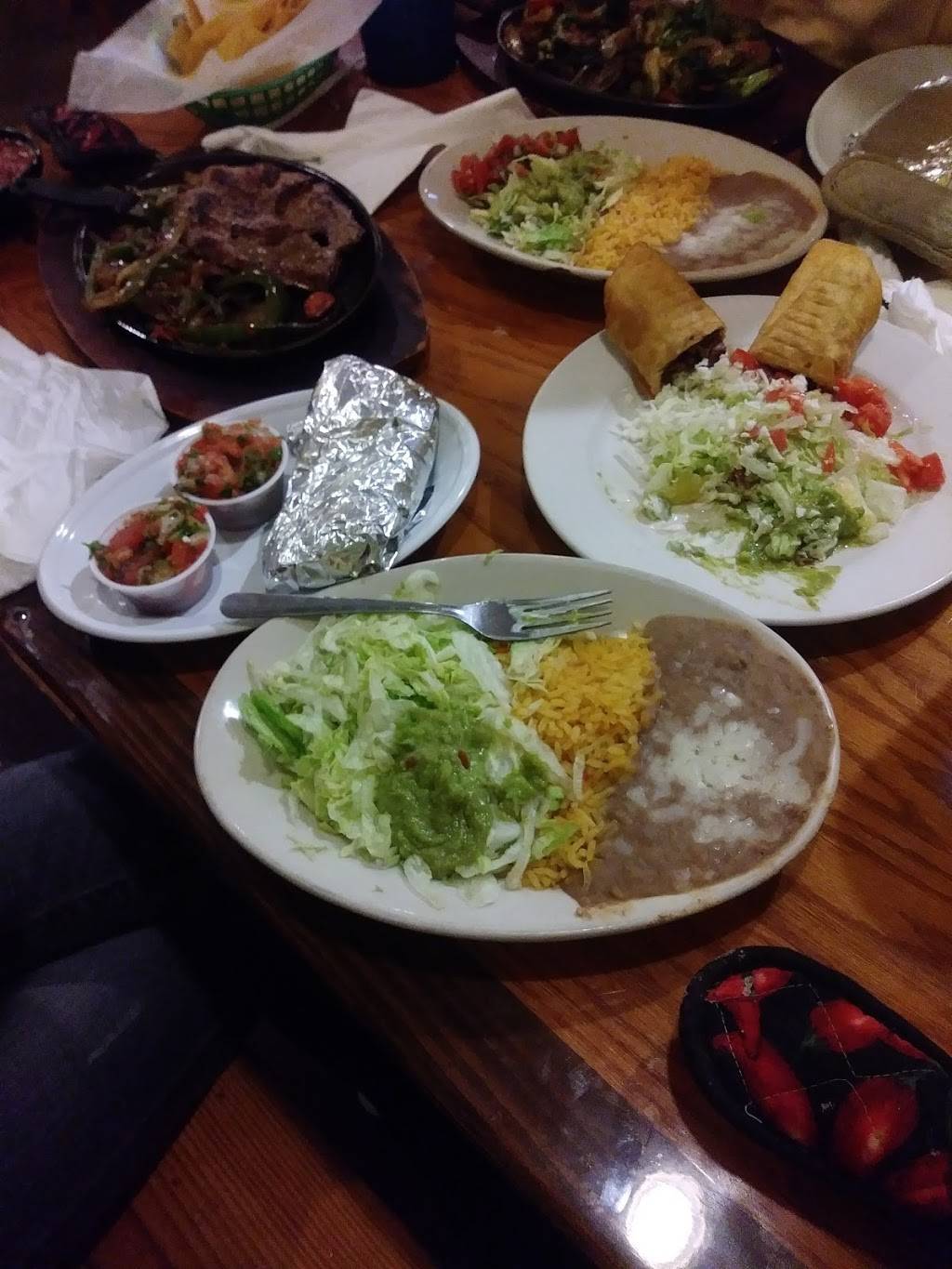 El Ranchito Mexican Grill | restaurant | 445 NE 1st Terrace, Crystal River, FL 34429, USA | 3527955251 OR +1 352-795-5251