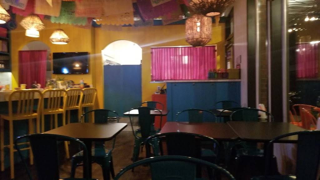 Casa Pequena Taqueria | restaurant | 430 5th St, Lake Oswego, OR 97034, USA | 5033873439 OR +1 503-387-3439