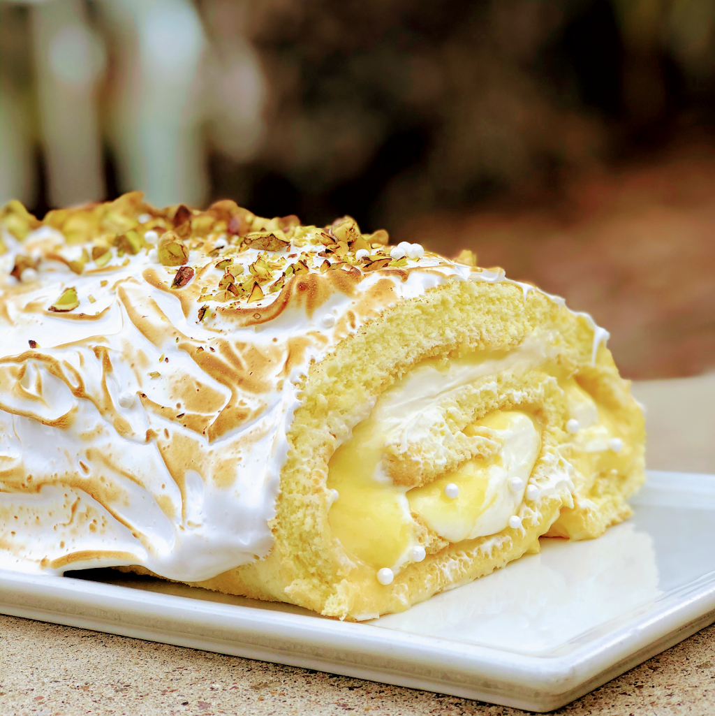 French Corner @ Carlsbad Village | cafe | 2744 Carlsbad Blvd, Carlsbad, CA 92008, USA | 7604537475 OR +1 760-453-7475