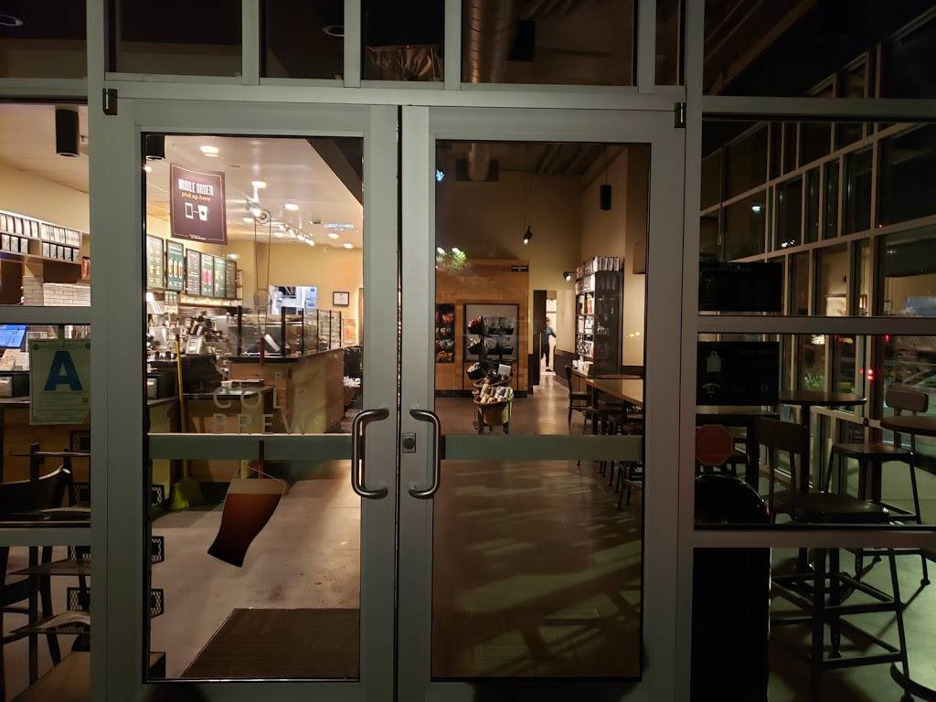 Starbucks | cafe | 2365 Camino Del Rio N, San Diego, CA 92108, USA | 6194582358 OR +1 619-458-2358