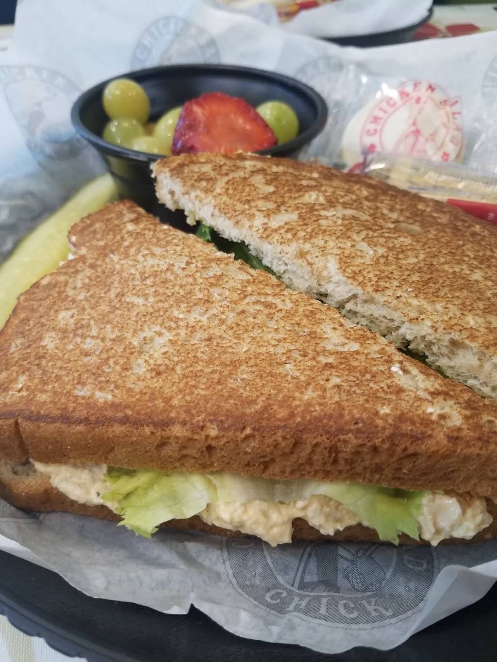 Chicken Salad Chick | restaurant | 2126 Exeter Rd Suite 103, Germantown, TN 38138, USA | 9013103985 OR +1 901-310-3985