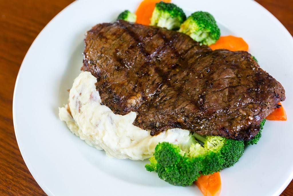 Rostie Chicken | restaurant | 8035 Snouffer School Rd suite e, Gaithersburg, MD 20879, USA | 3015271010 OR +1 301-527-1010