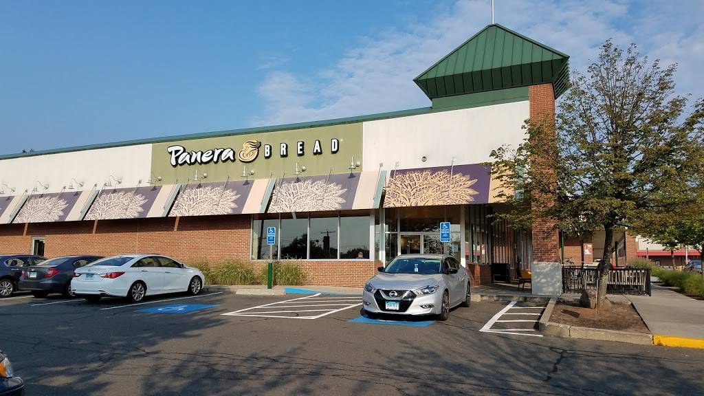 Panera Bread | cafe | 2100 Dixwell Ave, Hamden, CT 06514, USA | 2032482312 OR +1 203-248-2312