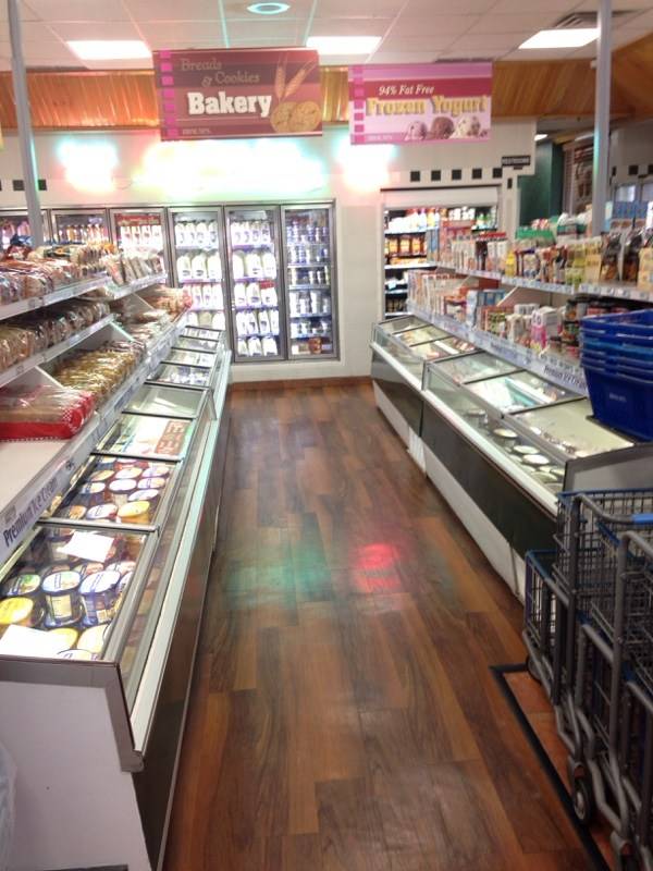 Braums Ice Cream & Burger Restaurant | restaurant | 410 W 3rd St, Grove, OK 74344, USA | 9187861037 OR +1 918-786-1037