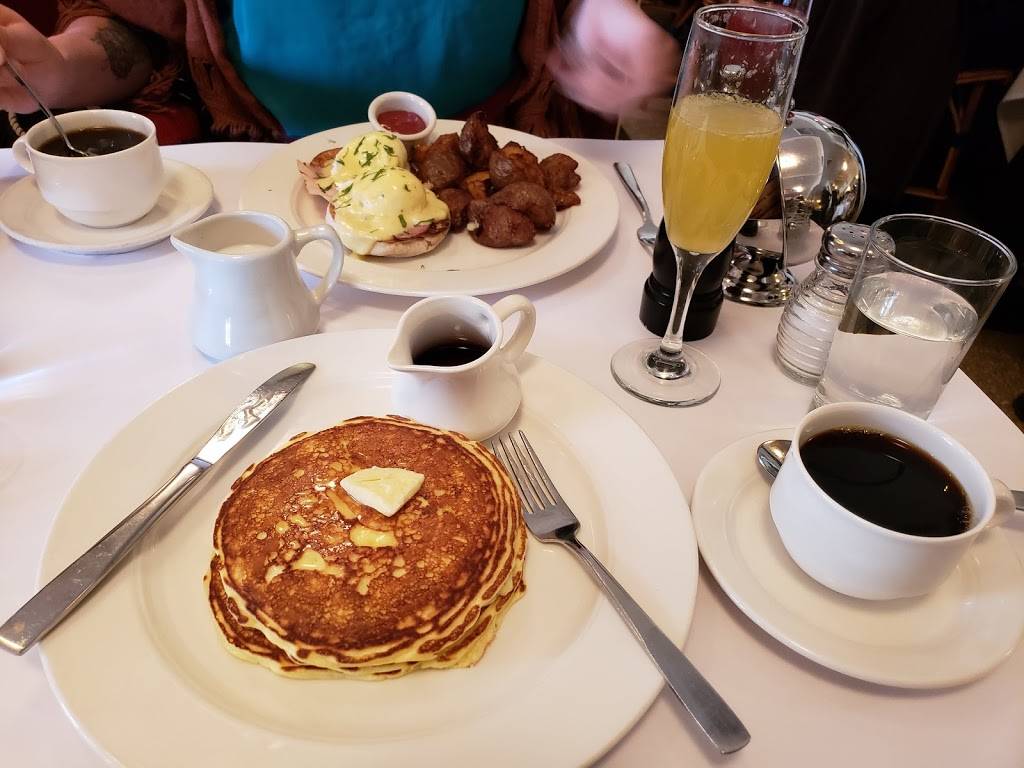 Cafe Luxembourg | restaurant | 200 W 70th St, New York, NY 10023, USA | 2128737411 OR +1 212-873-7411