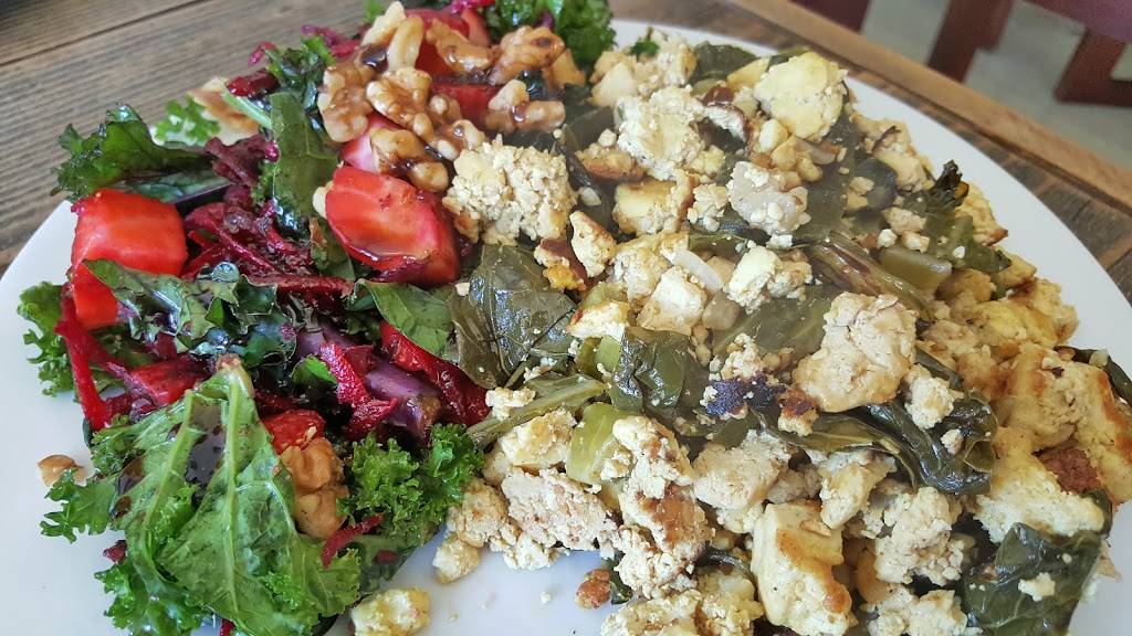 Two Mammas Vegan Kitchen | restaurant | 3700 E 12th St, Oakland, CA 94601, USA | 5106060596 OR +1 510-606-0596