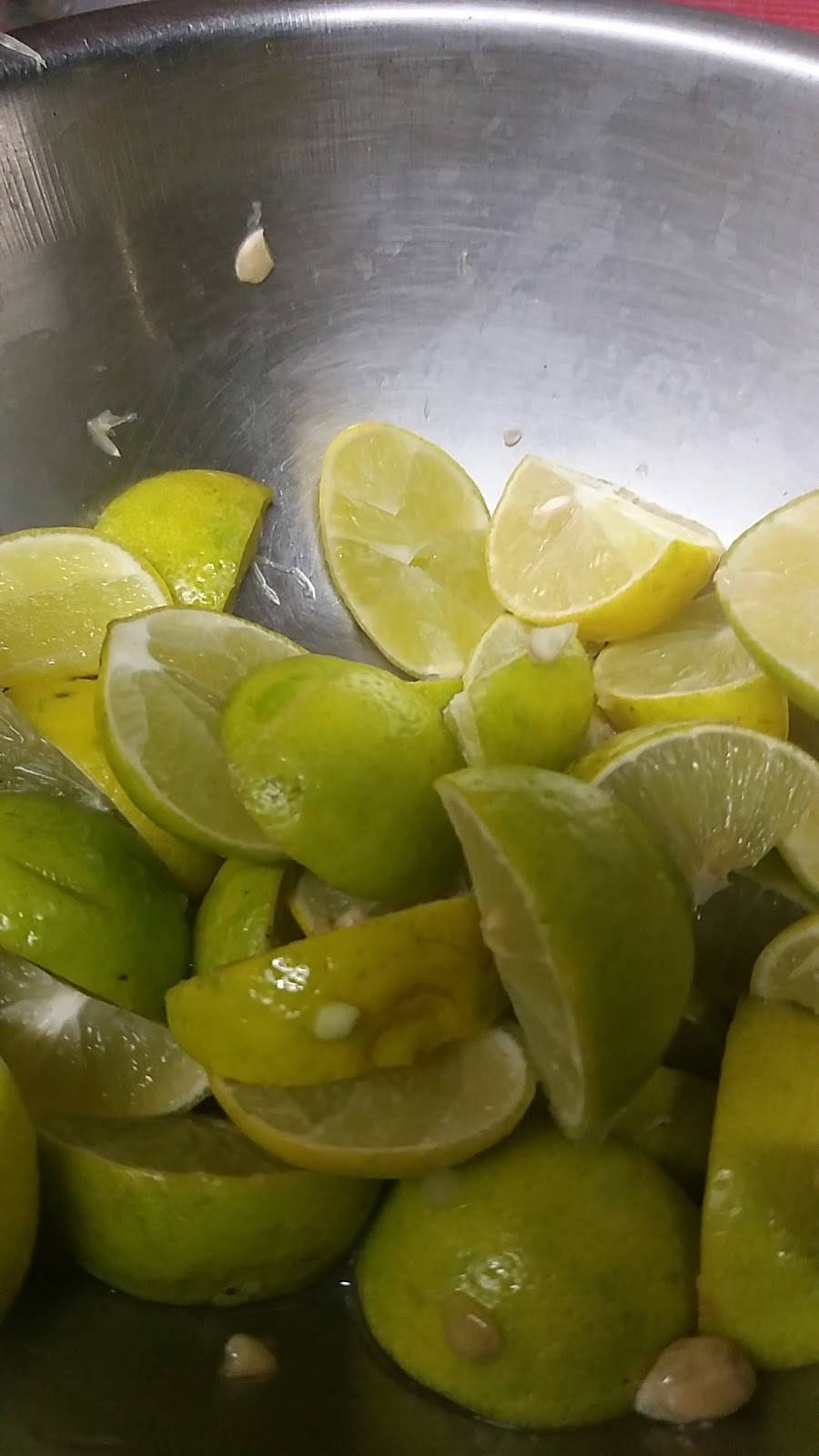 Taquería San Miguel | restaurant | 22850, Calle Delante 2208, Carlos Pacheco 5, 22850 Ensenada, B.C., Mexico | 016461514319 OR +52 646 151 4319