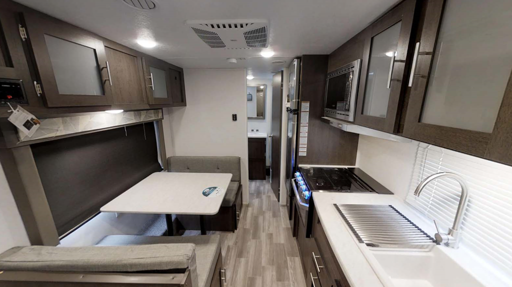 High Winds Casino | restaurant | 61475 E 100 Rd, Miami, OK 74354, USA | 9185419463 OR +1 918-541-9463