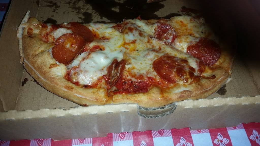 Grazianos Pizza Restaurant | restaurant | 1080 E Washington St, Colton, CA 92324, USA | 9095465940 OR +1 909-546-5940