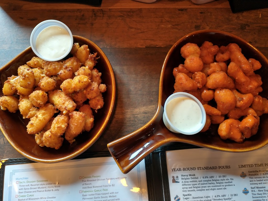 Petoskey Brewing Company | restaurant | 1844 Harbor-Petoskey Rd, Petoskey, MI 49770, USA | 2317532057 OR +1 231-753-2057