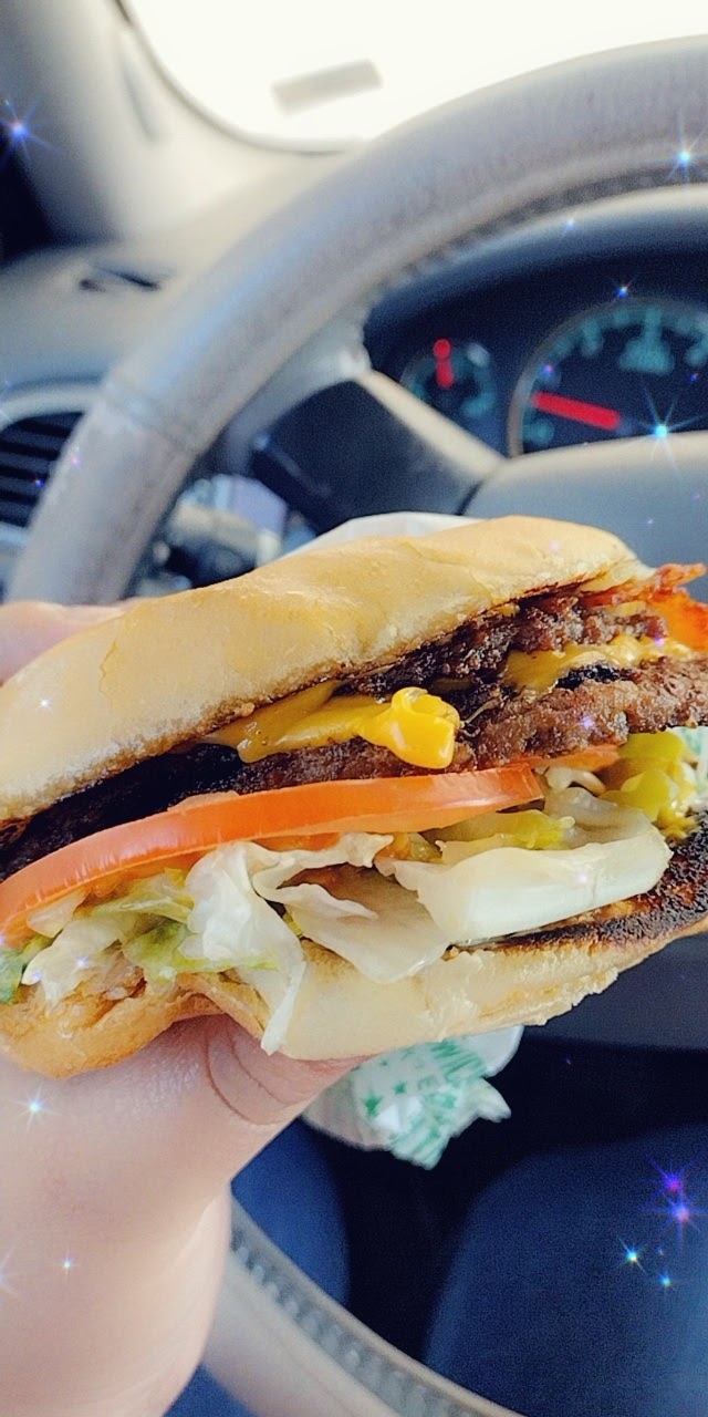 Stars Drive-in | restaurant | 2130 W Nolana Ave, McAllen, TX 78504, USA | 9566862027 OR +1 956-686-2027