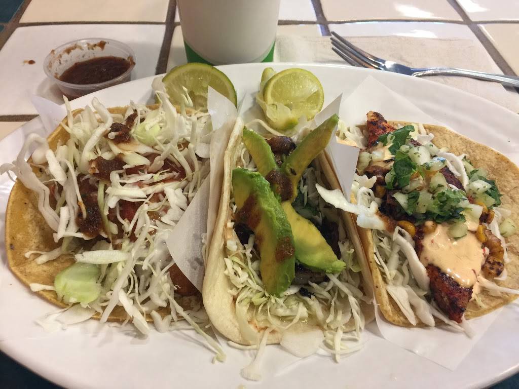 Rubios | restaurant | 19500 Plummer St Suite B-3, Northridge, CA 91324, USA | 8189986704 OR +1 818-998-6704