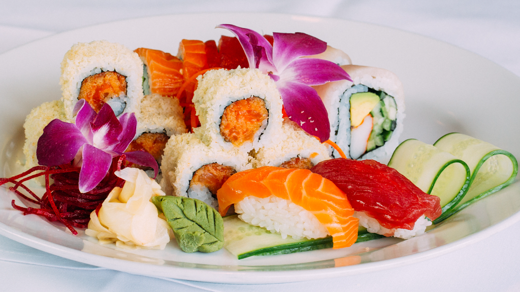 CHIYOKO Sushi Bar & Steakhouse | restaurant | 2113 Rue Saint-Louis, Saint-Laurent, QC H4L 1P1, Canada | 5148040581 OR +1 514-804-0581