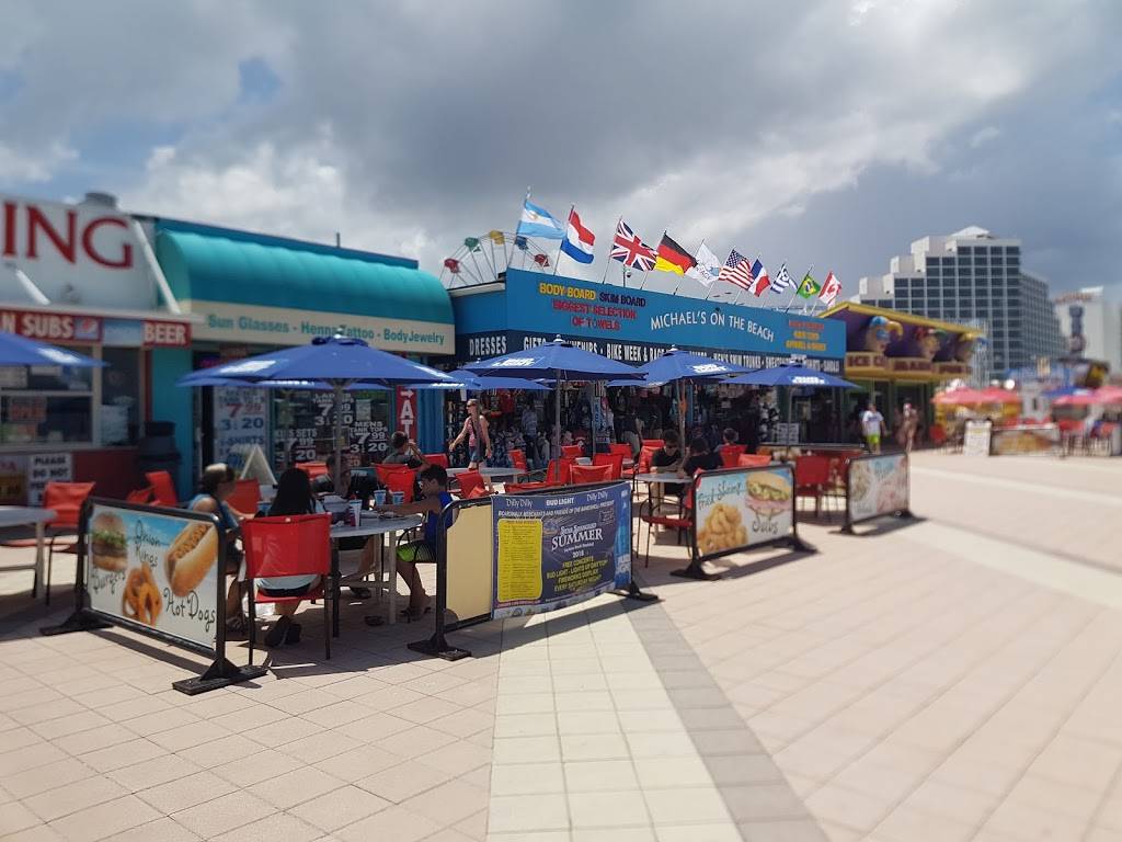 Pizza King | restaurant | 4270 1, Boardwalk, Daytona Beach, FL 32118, USA | 3862531221 OR +1 386-253-1221