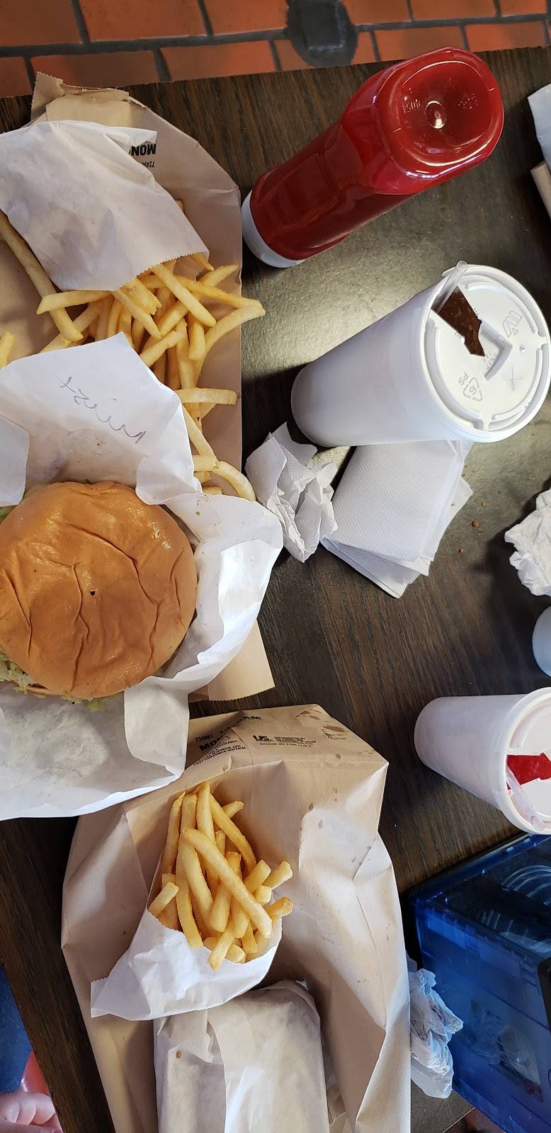 Lot A Burger | restaurant | 4555 S Mingo Rd, Tulsa, OK 74146, USA | 9186648264 OR +1 918-664-8264