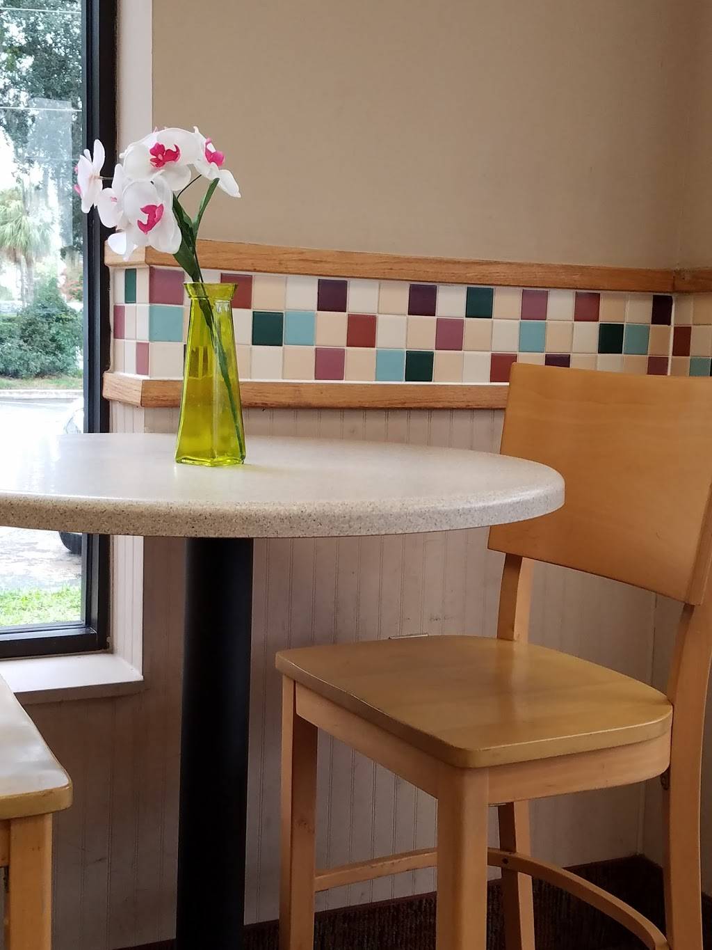 Wendys | restaurant | 3209 SW College Rd, Ocala, FL 34474, USA | 3522371007 OR +1 352-237-1007