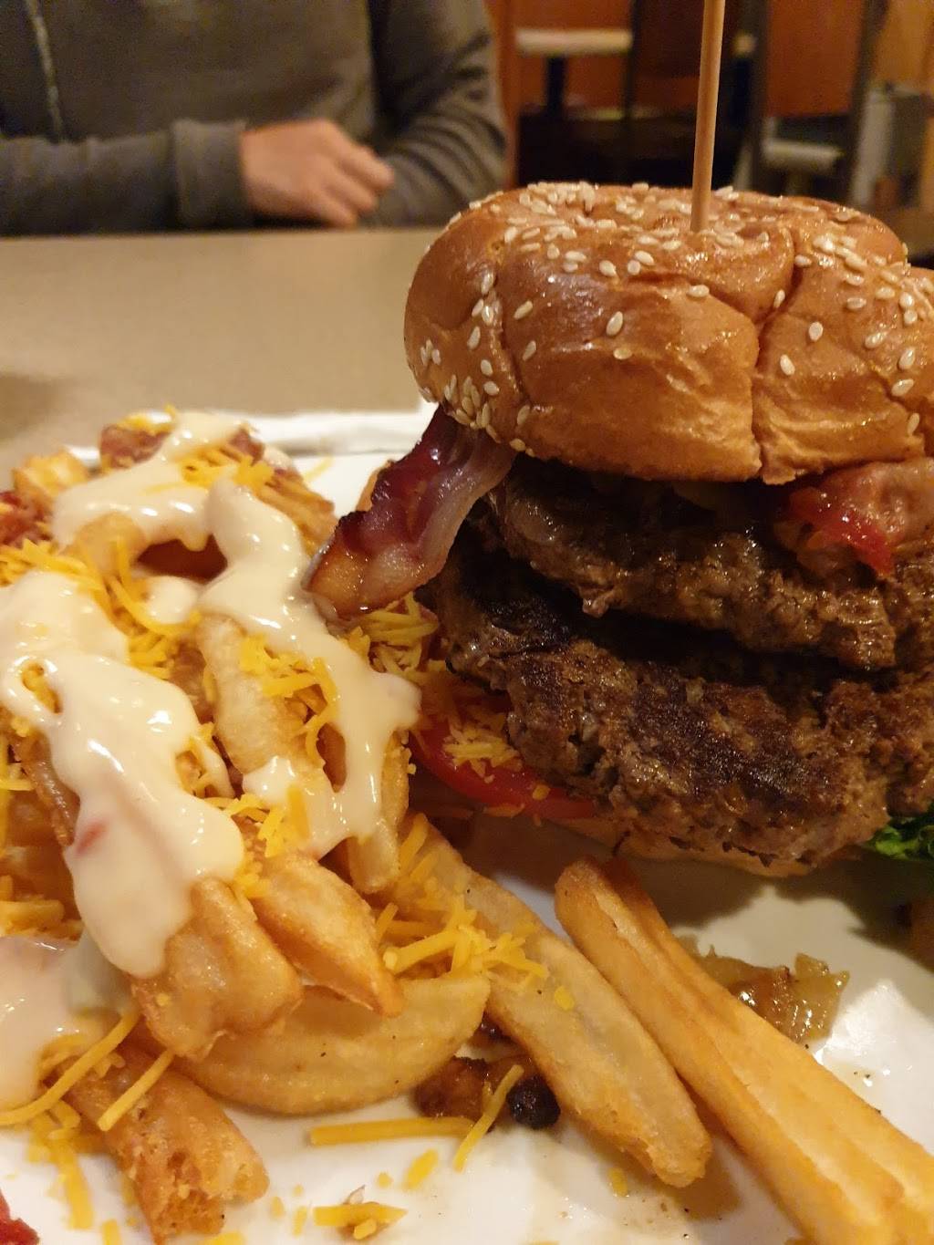 Dennys | restaurant | 7140 Collins Ave, Miami Beach, FL 33141, USA | 3058666626 OR +1 305-866-6626