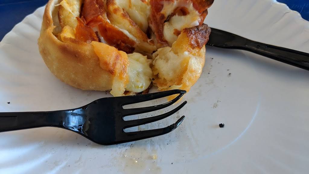 New Yorks Upper Crust Pizza | restaurant | 26612 Towne Centre Dr F, Foothill Ranch, CA 92610, USA | 9499517400 OR +1 949-951-7400