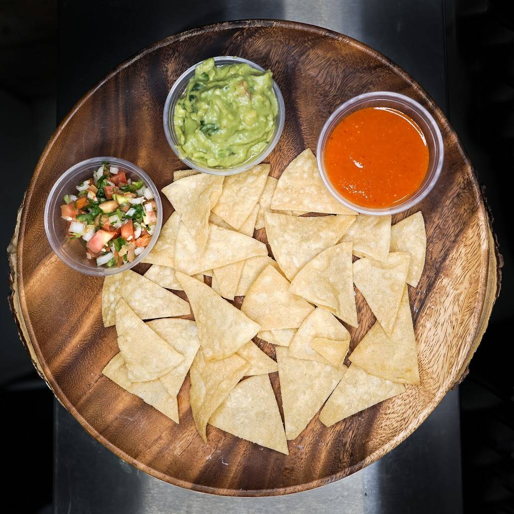 Macho Tacos | restaurant | 1760 Cesar Chavez Unit L, San Francisco, CA 94124, USA | 4156700428 OR +1 415-670-0428