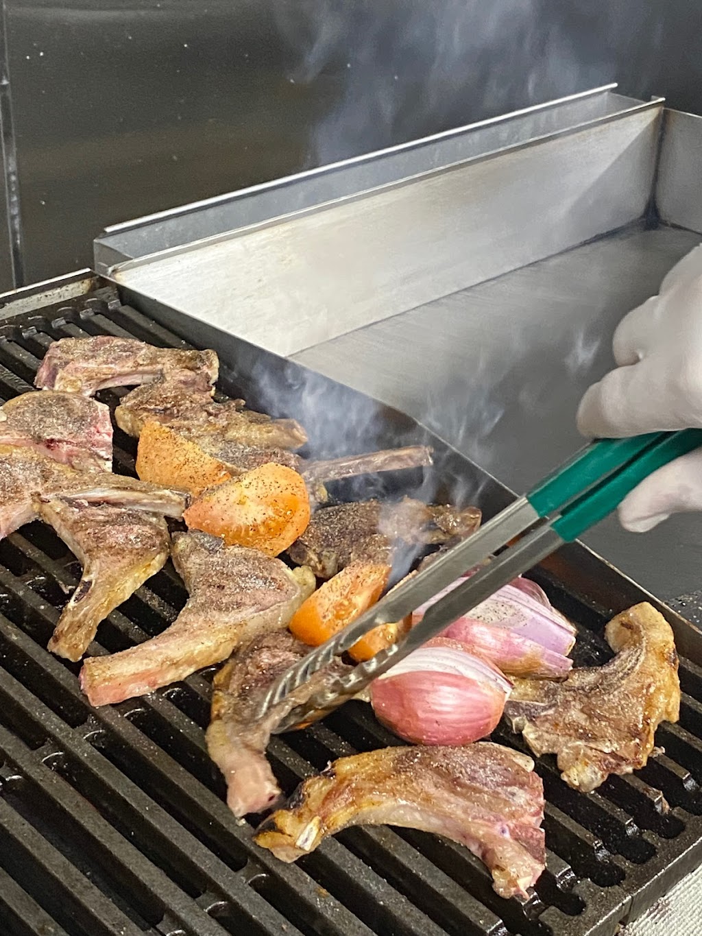 Gyros to Go - Park Springs | restaurant | 5312 Park Springs Blvd #100, Arlington, TX 76017, USA | 6825874156 OR +1 682-587-4156