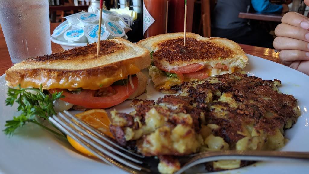 Village Grill | restaurant | 4075 Evergreen Village Square #120, San Jose, CA 95135, USA | 4082701000 OR +1 408-270-1000