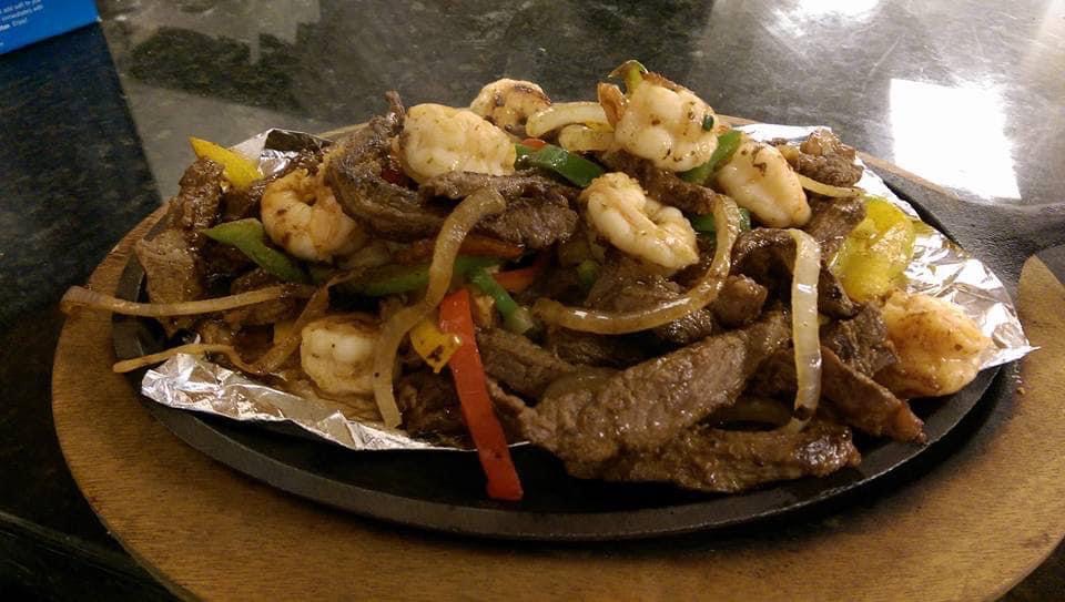 Santo Mar Mexican Grill | restaurant | 2445 E Thomas Rd, Phoenix, AZ 85016, USA | 6029554689 OR +1 602-955-4689