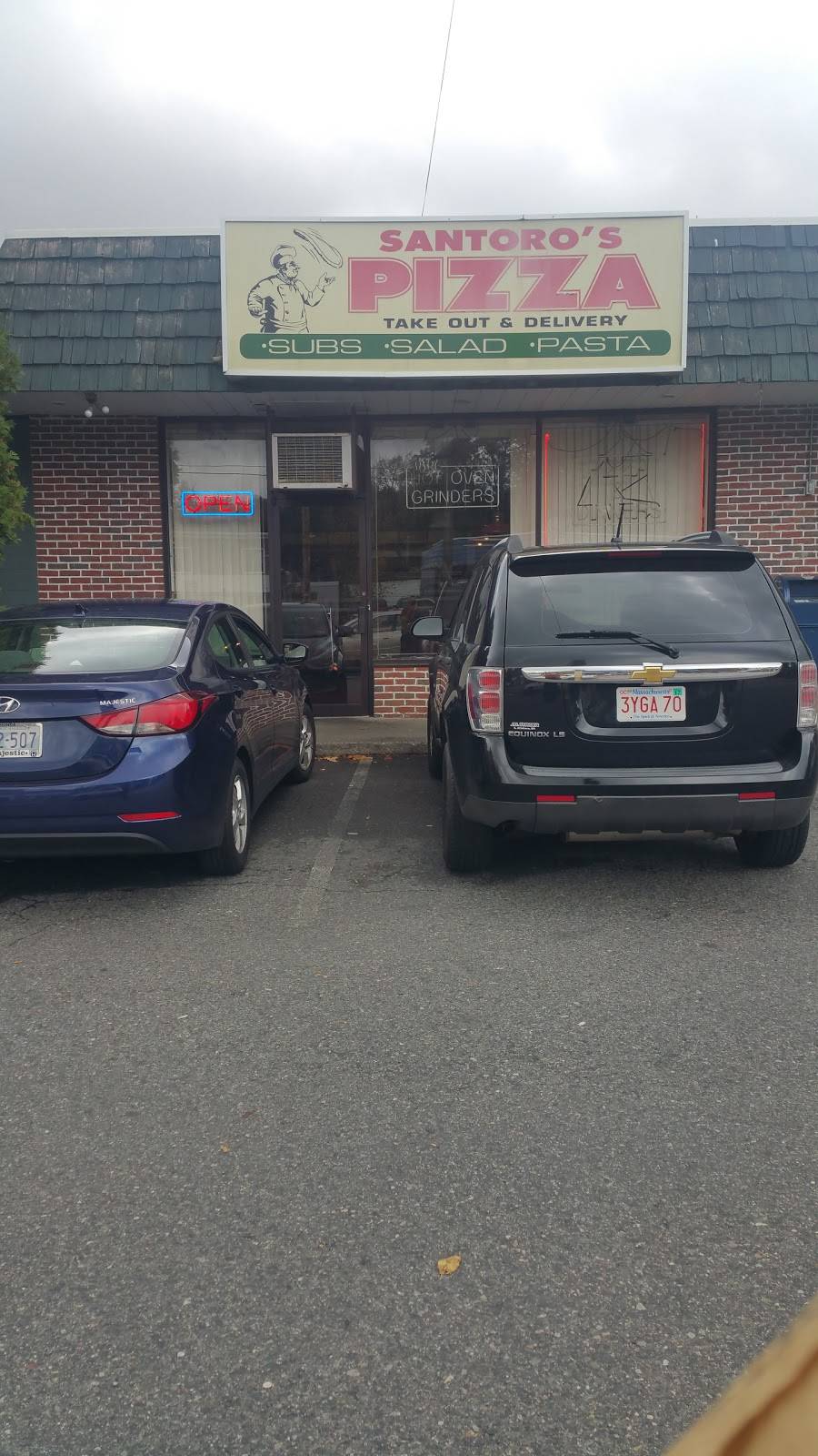 Santoros Pizza | restaurant | 545 Central Ave, Seekonk, MA 02771, USA | 5087617220 OR +1 508-761-7220